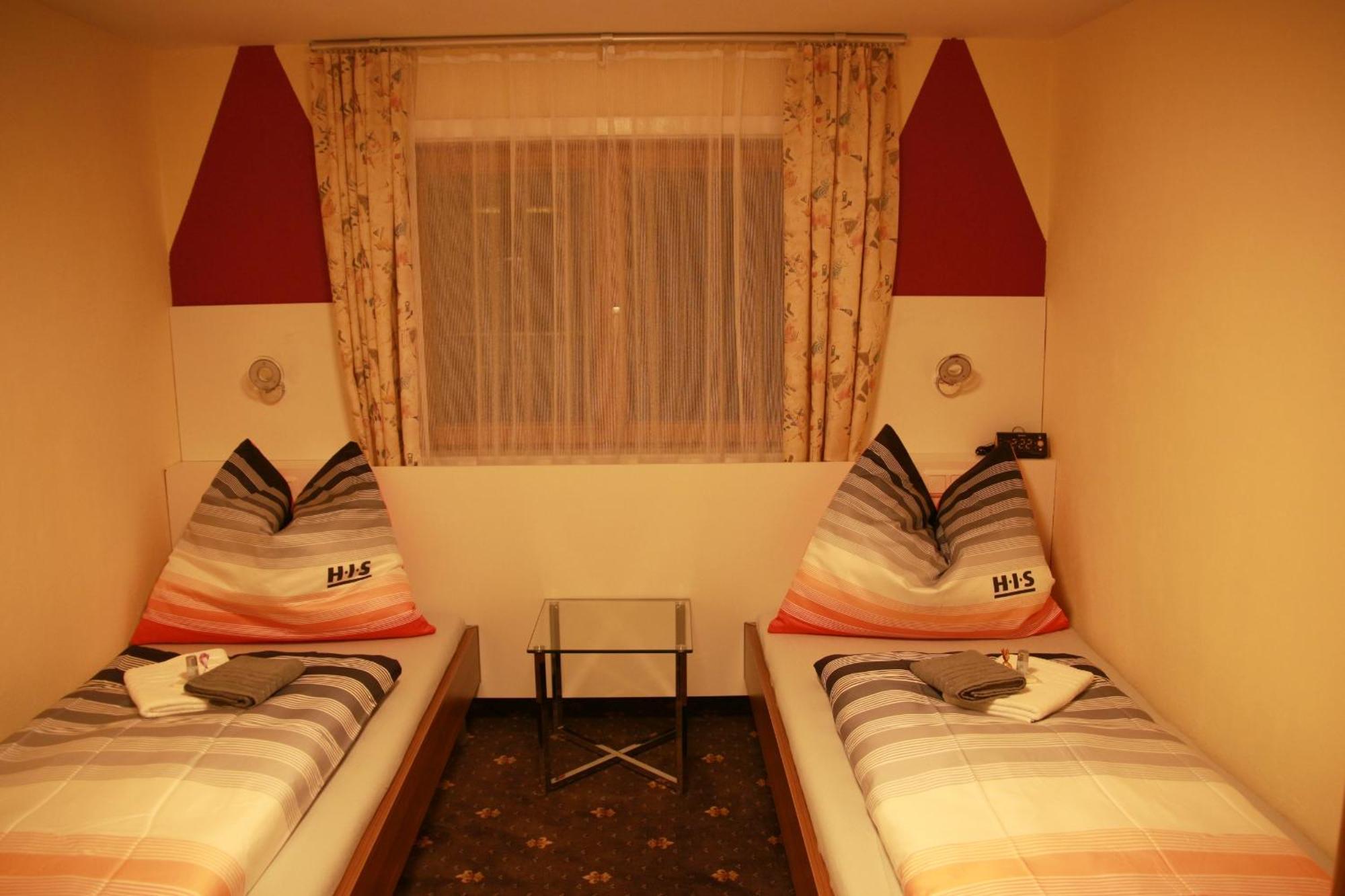 Haus Kartoner Hotel Шладминг Стая снимка